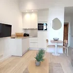 Studio Renove, Vue Degagee Et Arboree, 700M Plage